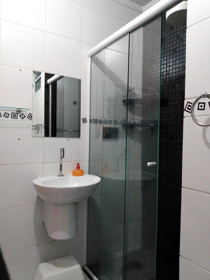Апартаменти Studio Confortavel Com Ar Condicionado E Internet. Сан-Вісенті Екстер'єр фото
